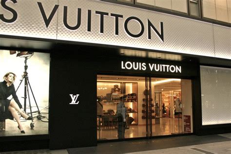 evento louis vuitton roma|Louis Vuitton stores.